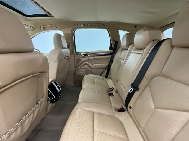 2013 Porsche Cayenne Base photo 4