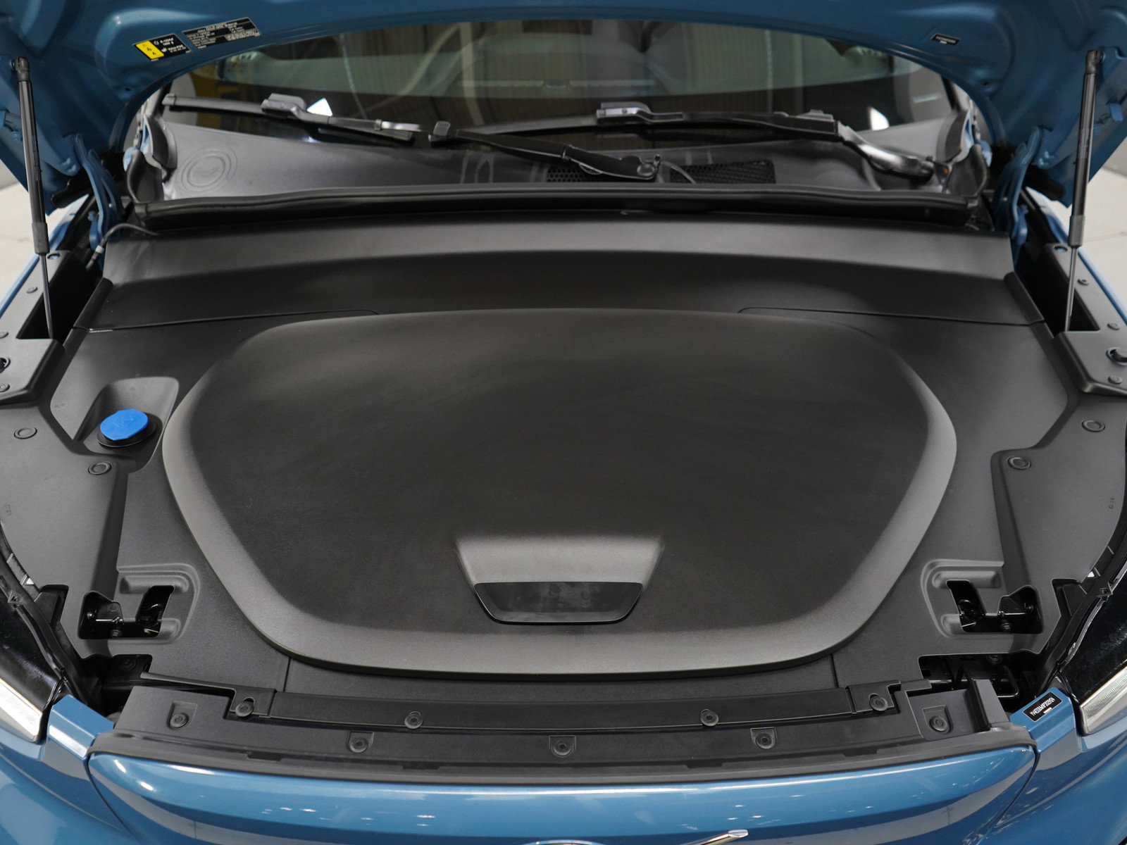 2023 Volvo XC40 Recharge Twin Plus photo 29