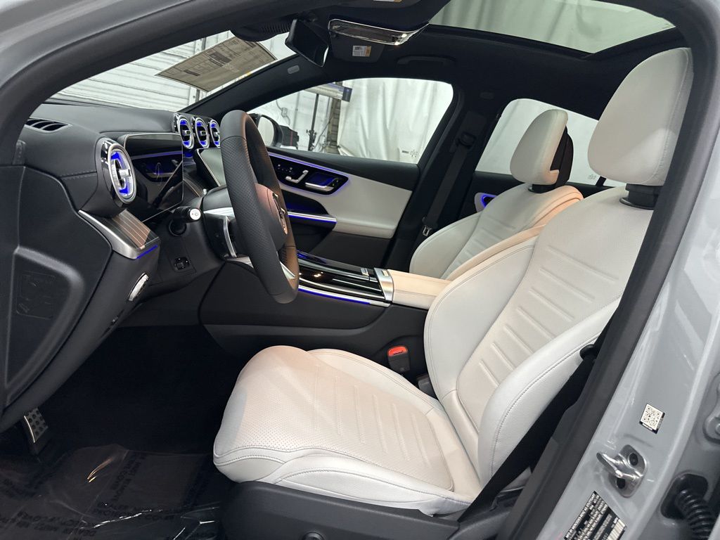 2026 Mercedes Benz GLC 300 4MATIC photo 17