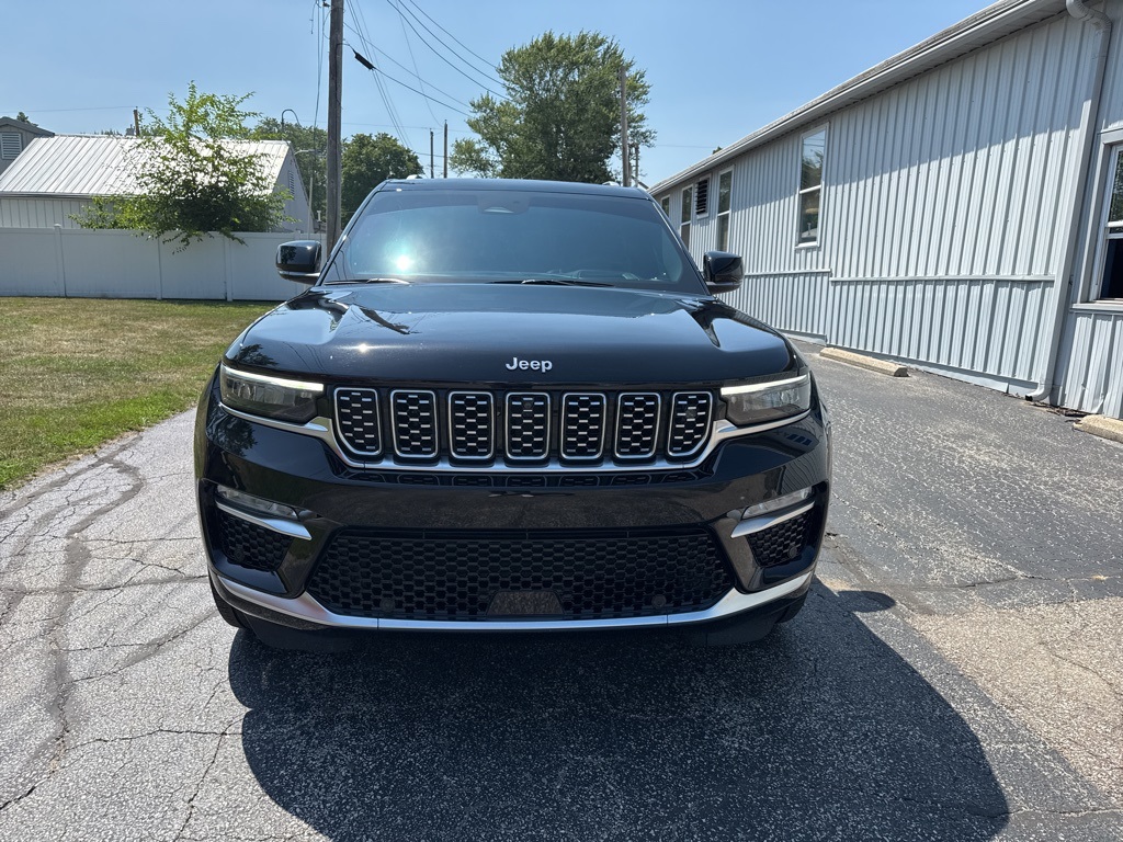 2023 Jeep Grand Cherokee Summit photo 8