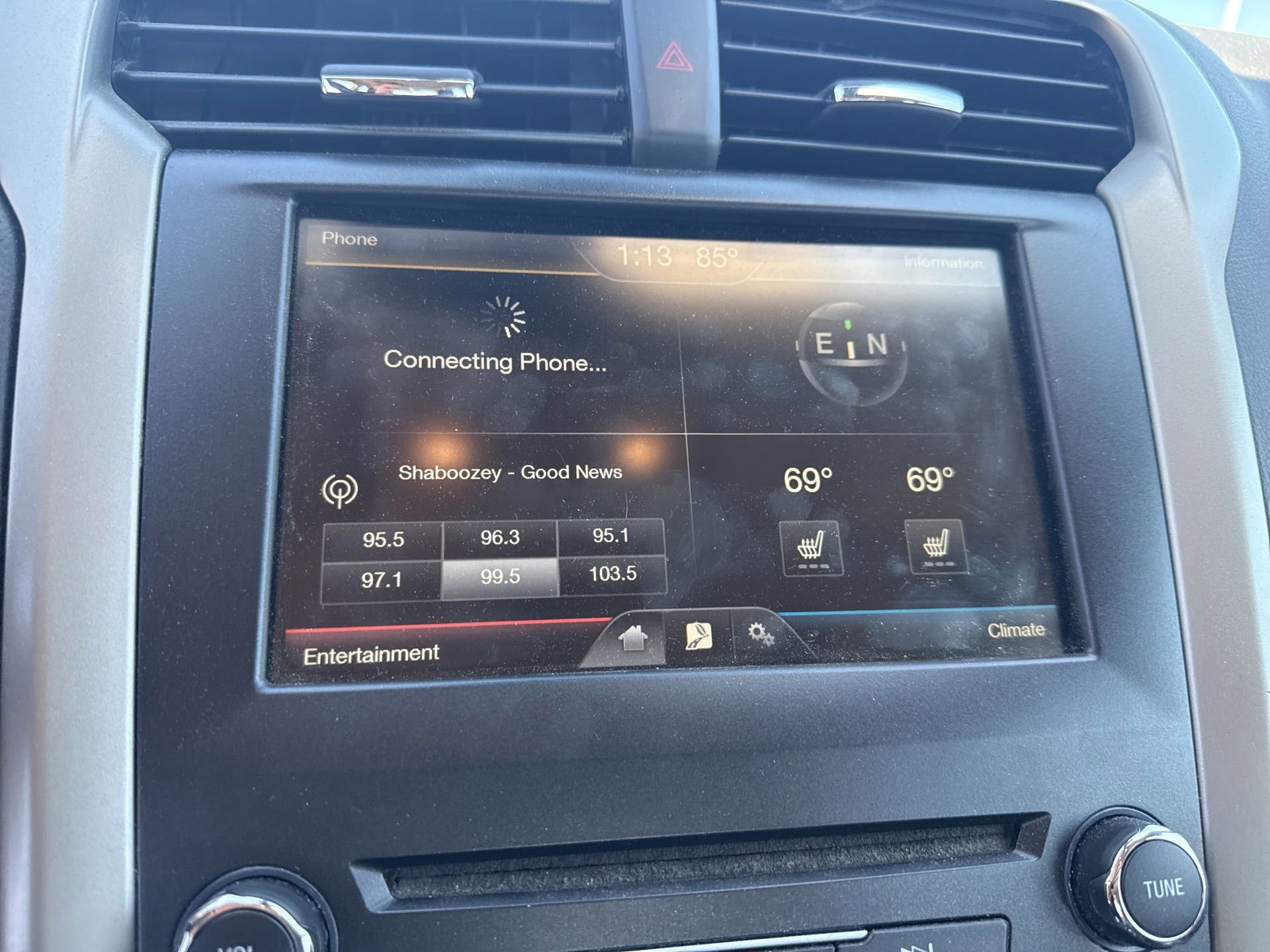 2016 Ford Fusion SE Hybrid photo 13