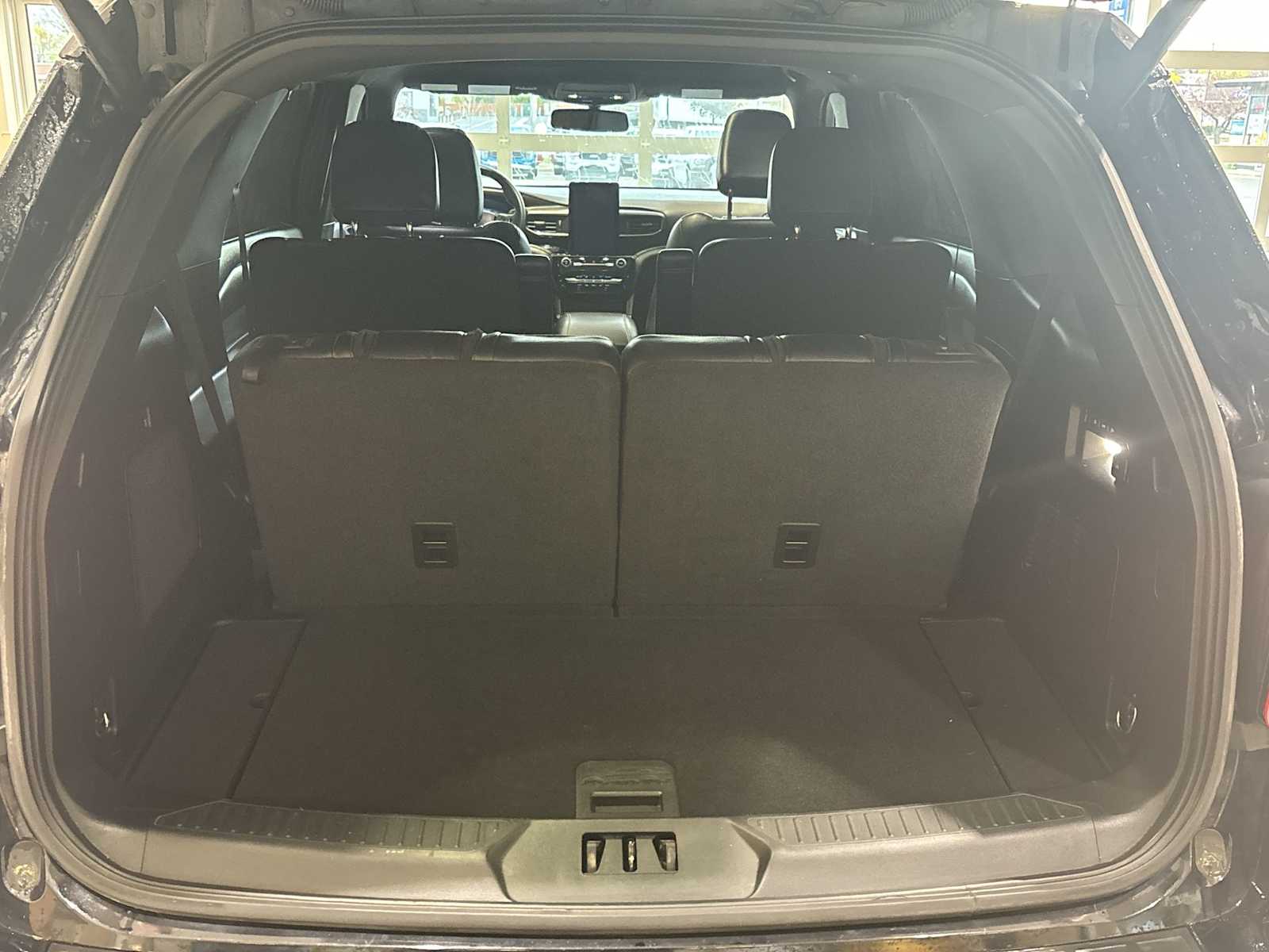 2021 Ford Explorer ST photo 20