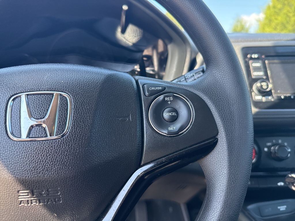 2018 Honda HR-V LX photo 3