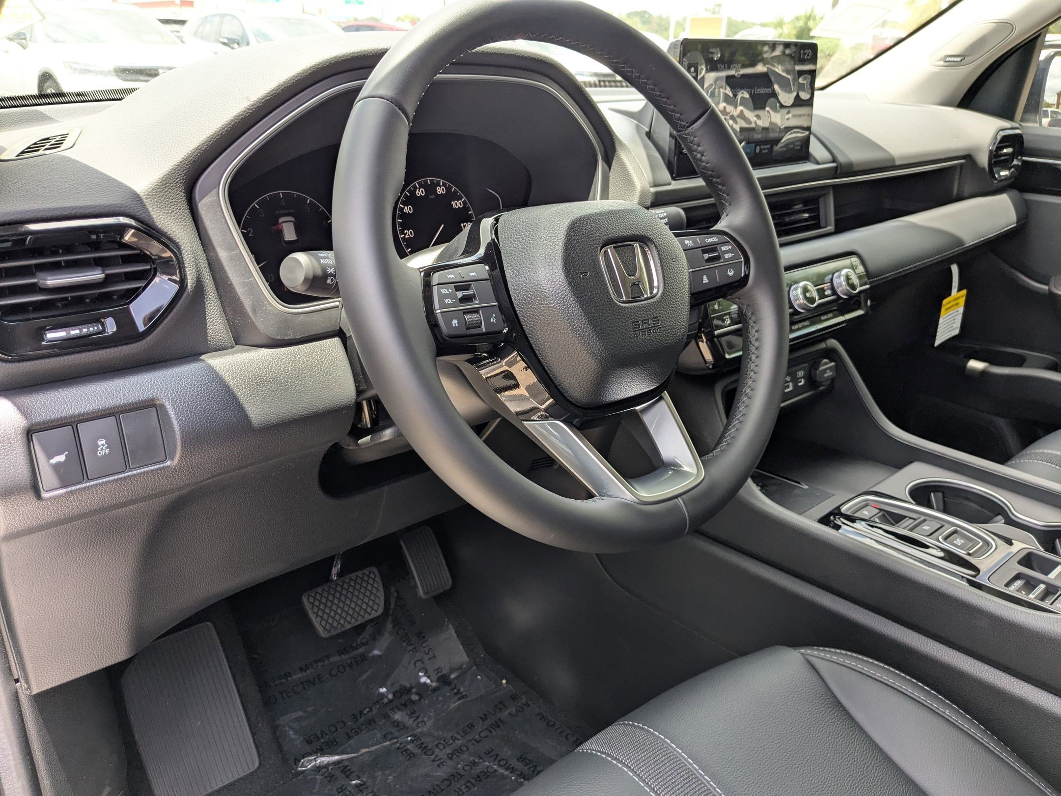 2025 Honda Pilot Touring photo 5