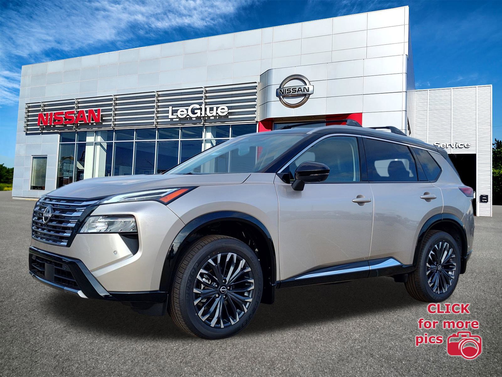 2026 Nissan Rogue Platinum's photo