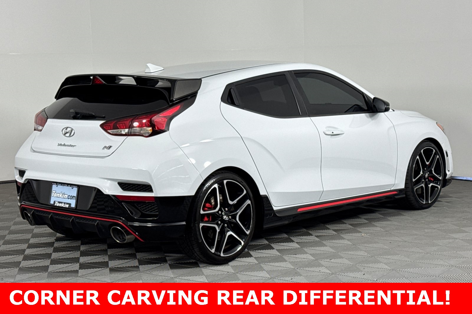 2020 Hyundai Veloster N photo 4