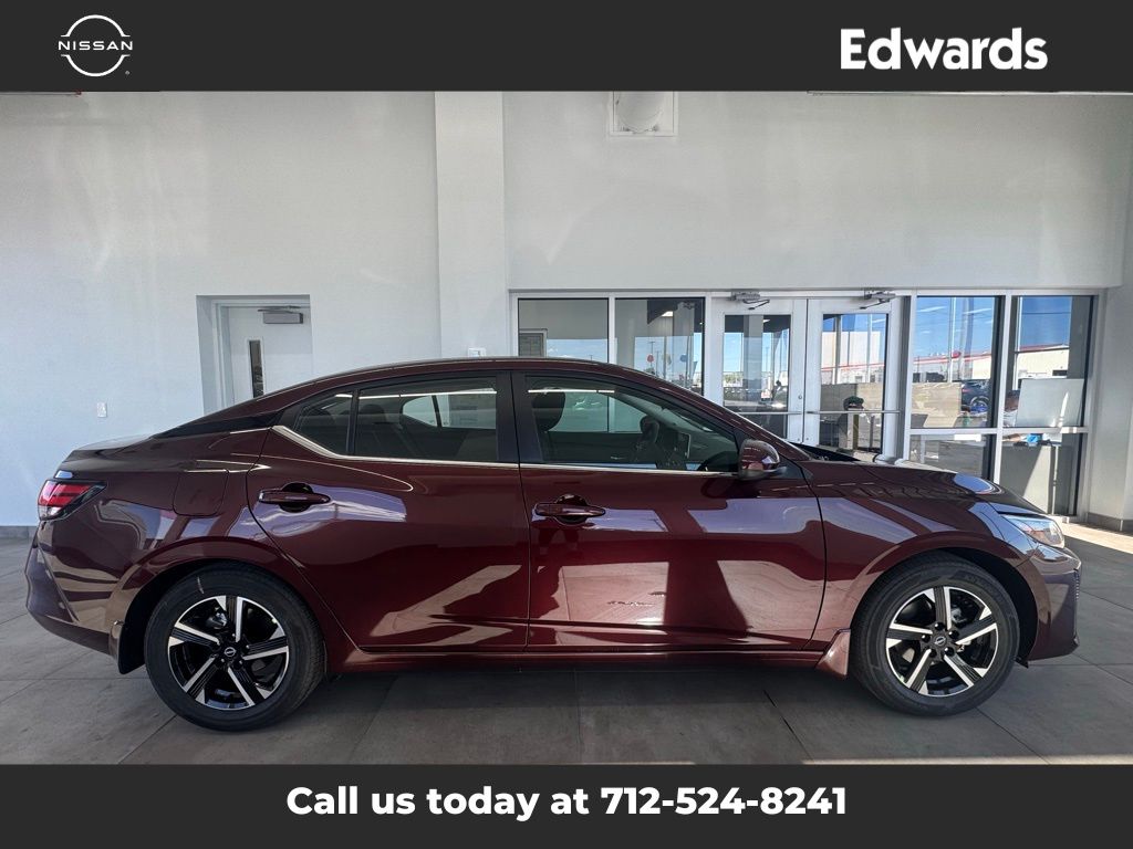2025 Nissan Sentra SV's photo