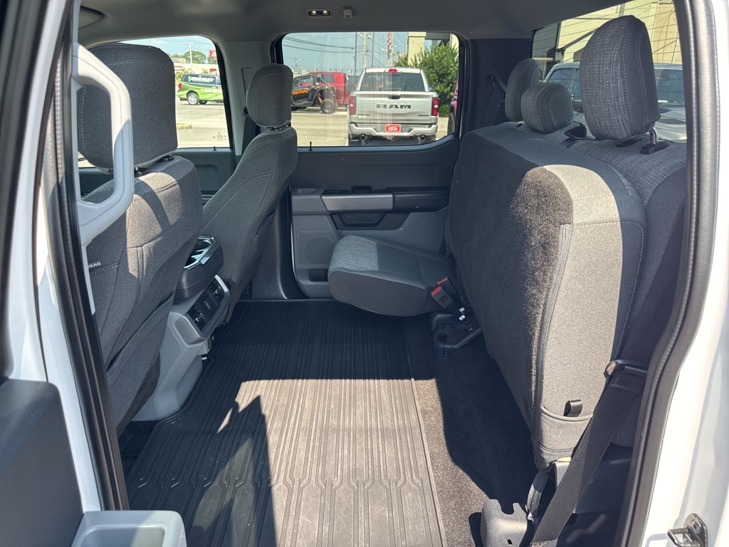 2021 Ford F-150 XLT photo 20