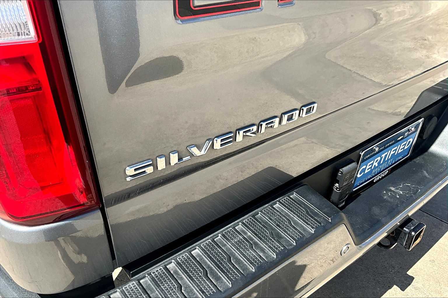 2020 Chevrolet Silverado 1500 RST photo 30