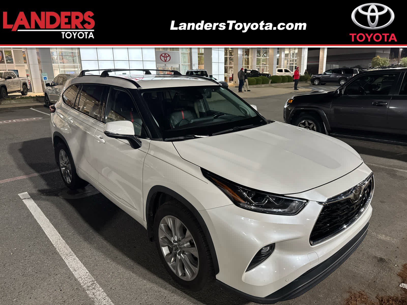 2020 Toyota Highlander Limited's photo