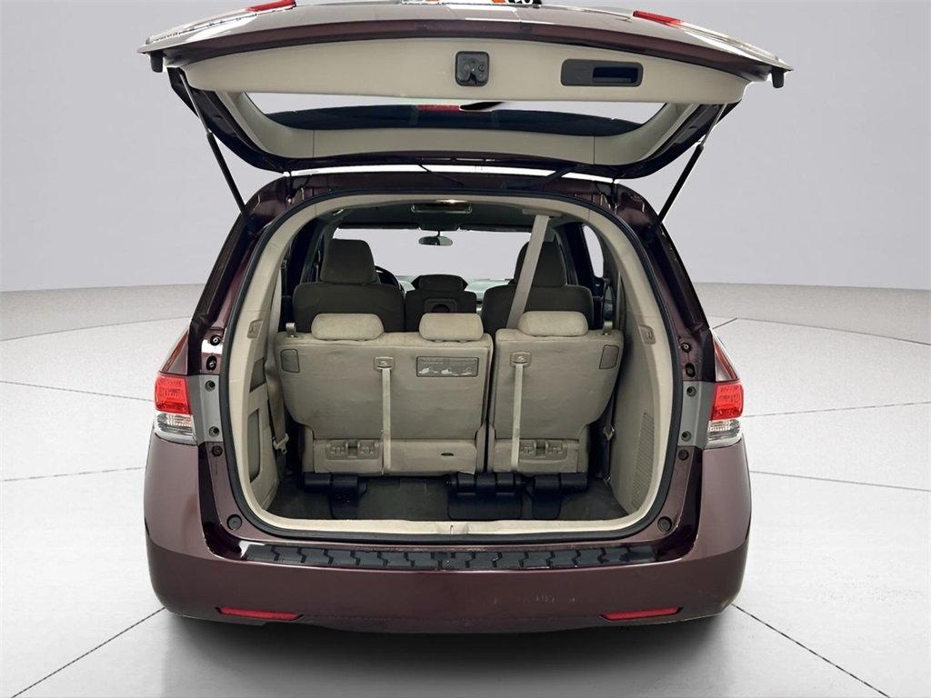 2014 Honda Odyssey EX photo 21
