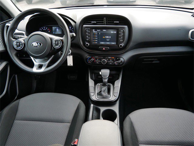 2020 Kia Soul LX photo 11