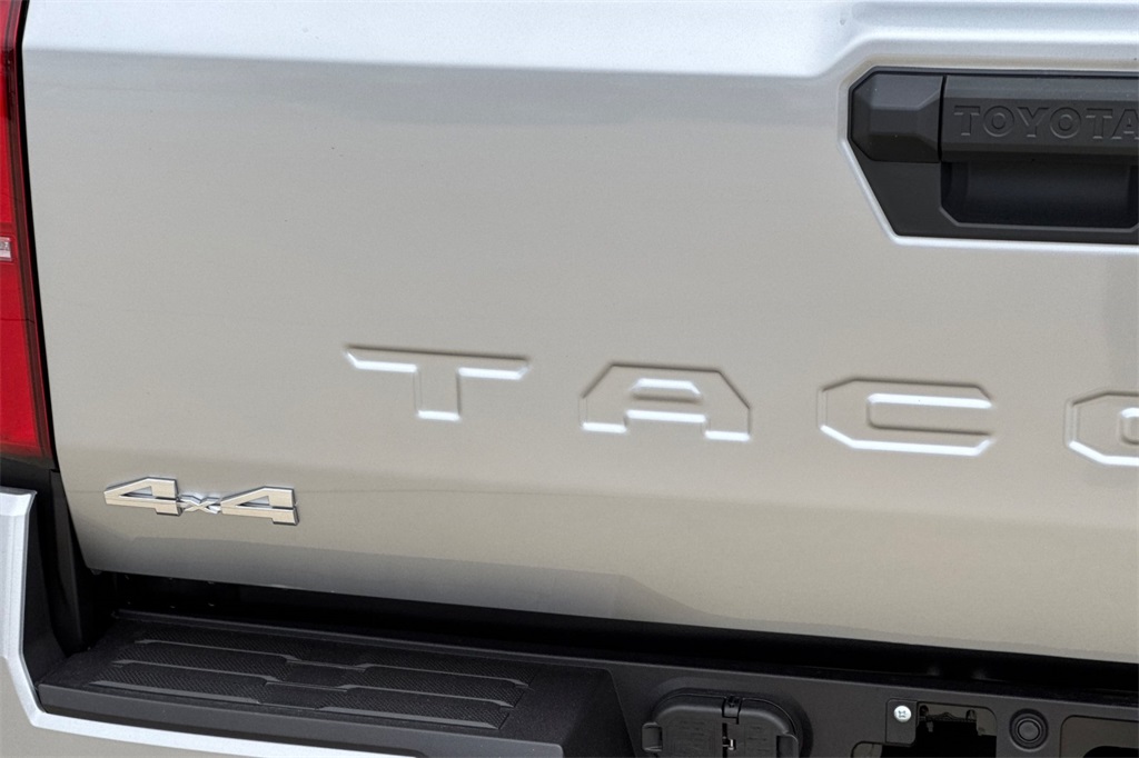 2025 Toyota Tacoma SR5 Double Cab photo 23