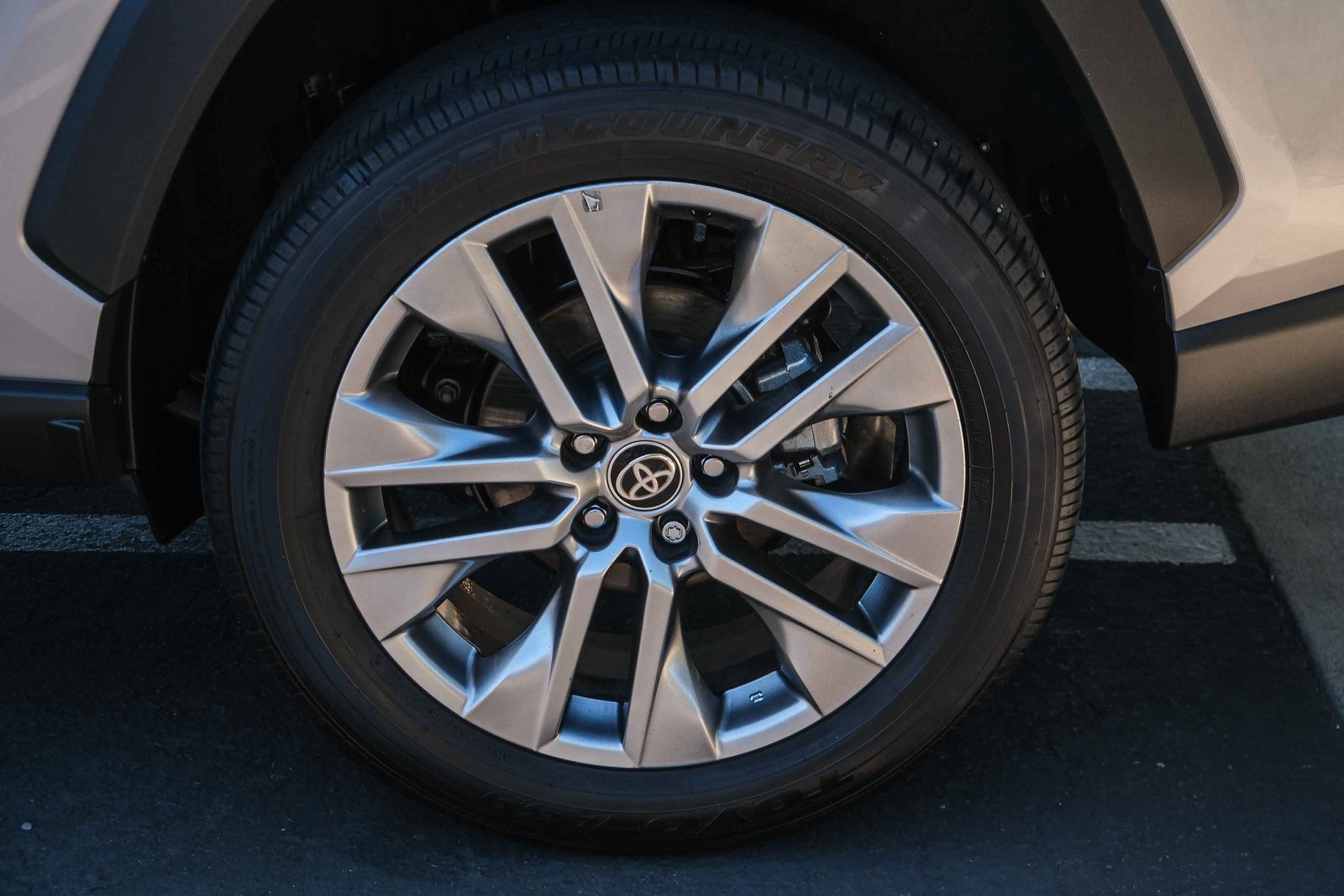 2024 Toyota RAV4 XLE Premium photo 2
