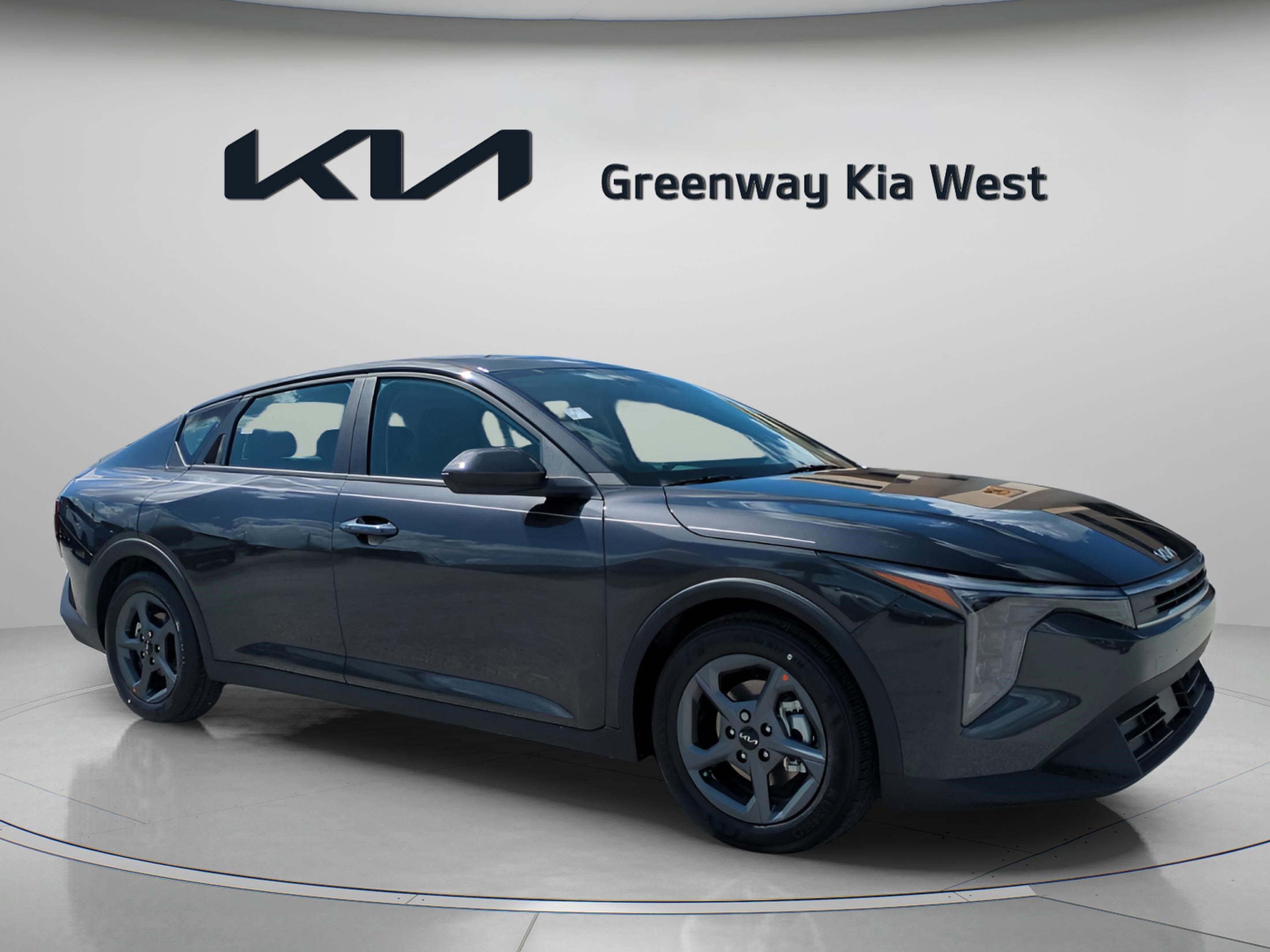 2025 Kia K4 LXS's photo