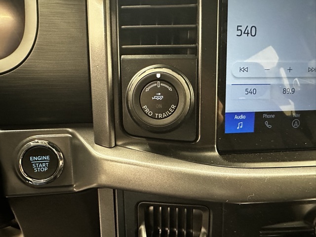 2025 Ford F-150 XLT photo 28