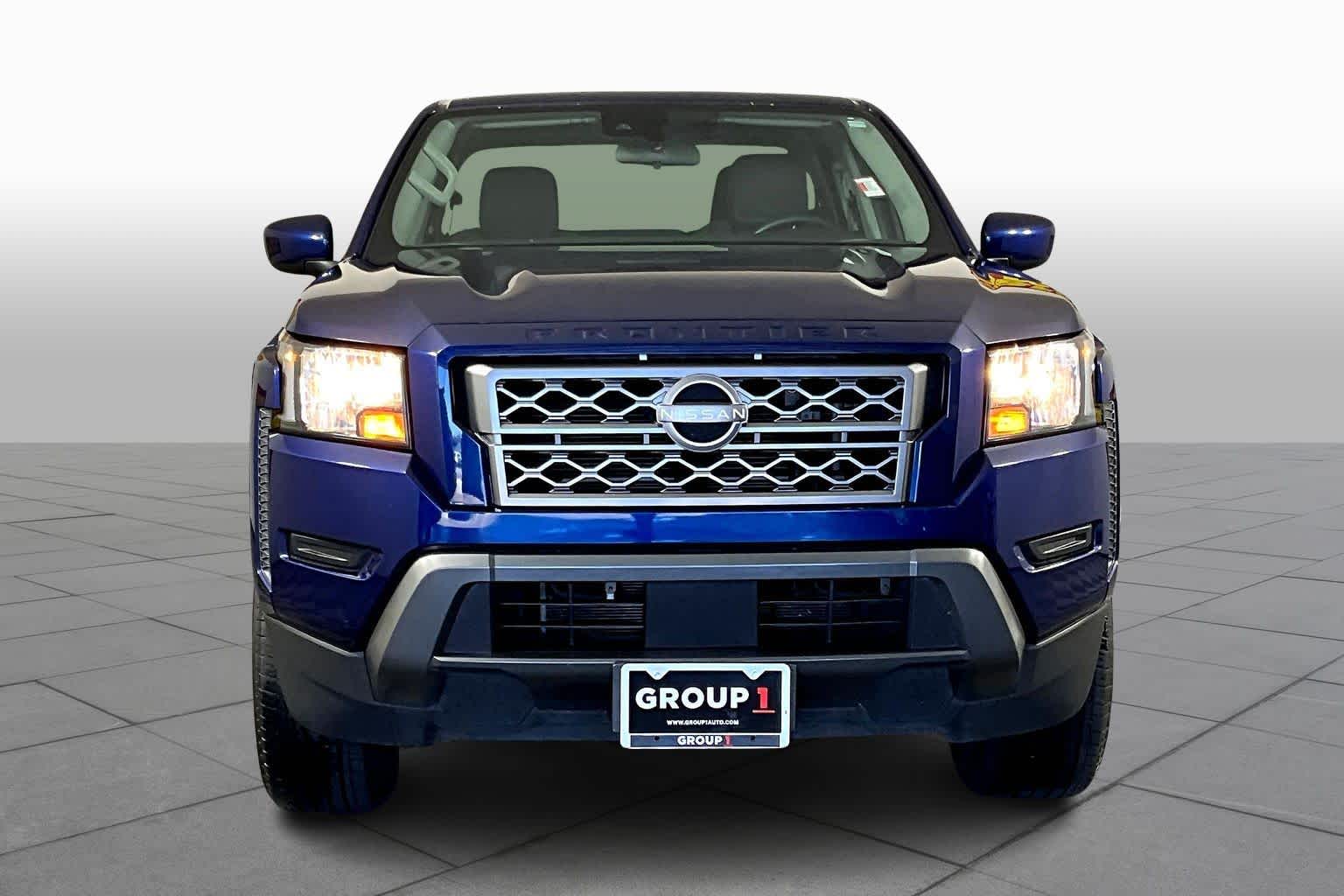 2022 Nissan Frontier SV photo 3