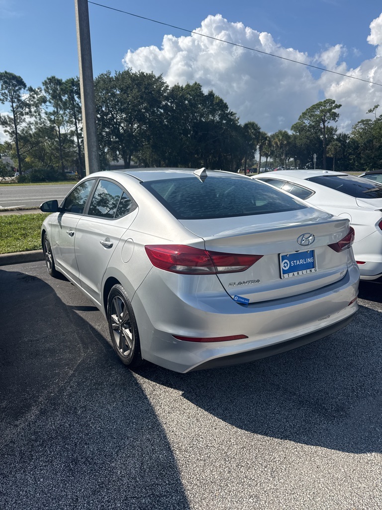 2018 Hyundai Elantra SEL photo 7