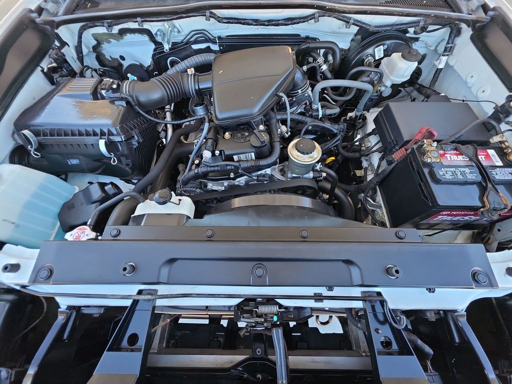 2020 Toyota Tacoma SR photo 30