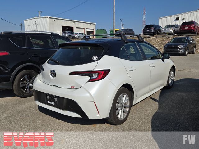 2023 Toyota Corolla SE photo 3