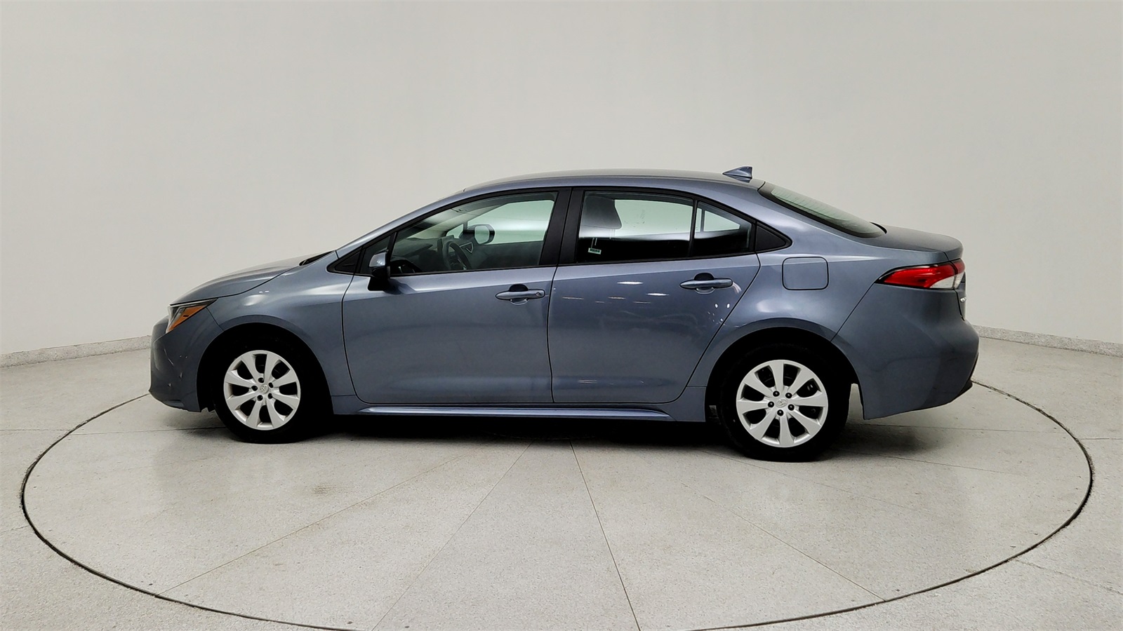 2024 Toyota Corolla LE photo 4