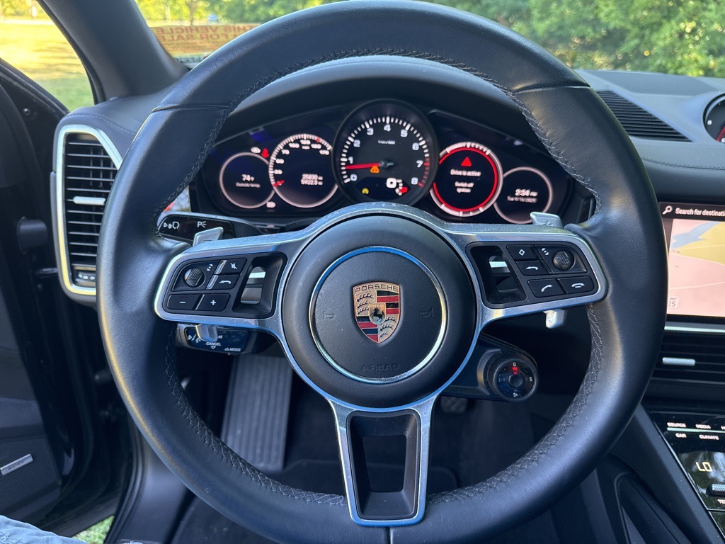 2023 Porsche Cayenne Coupe Platinum Edition photo 21