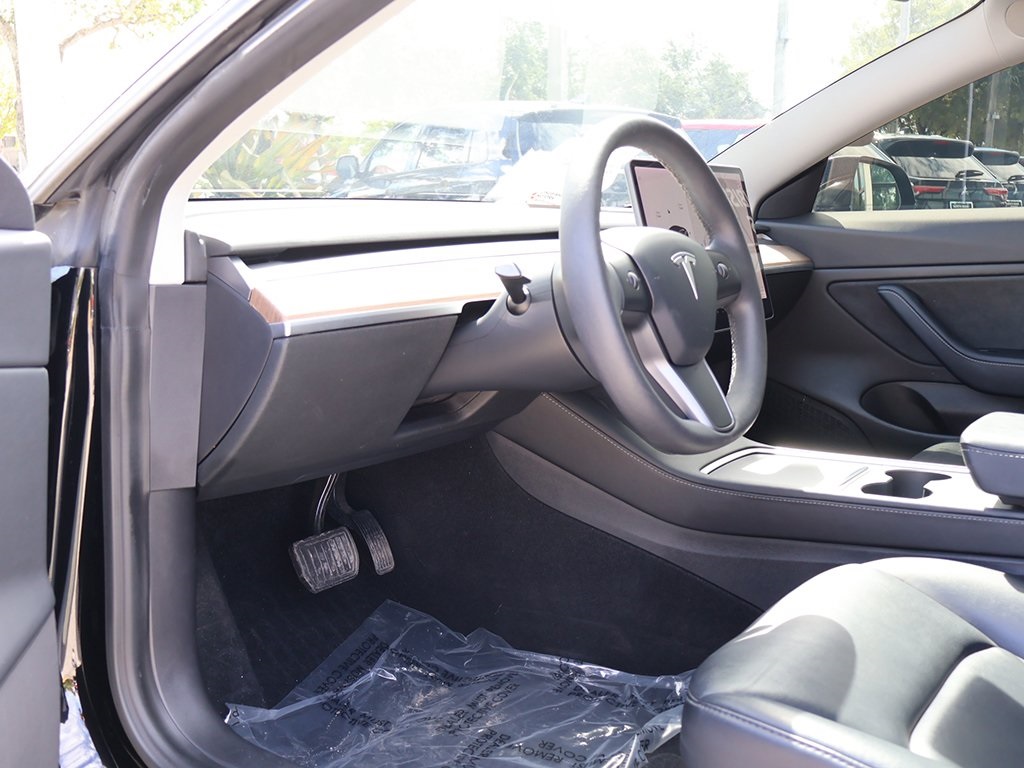2021 Tesla Model 3 Long Range photo 28