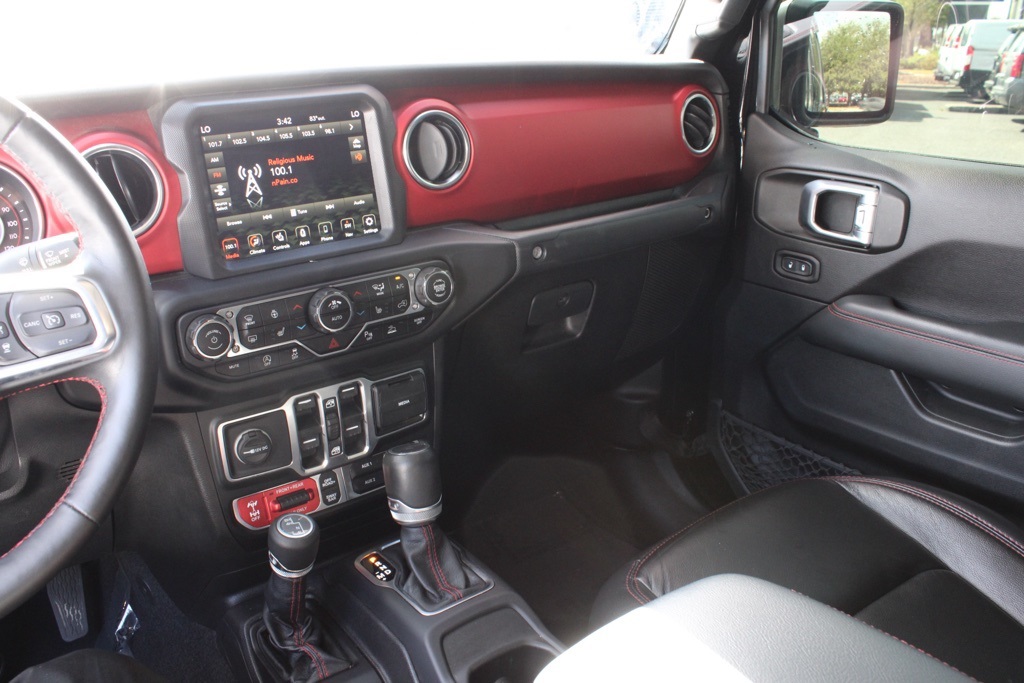 2020 Jeep Gladiator Rubicon photo 19