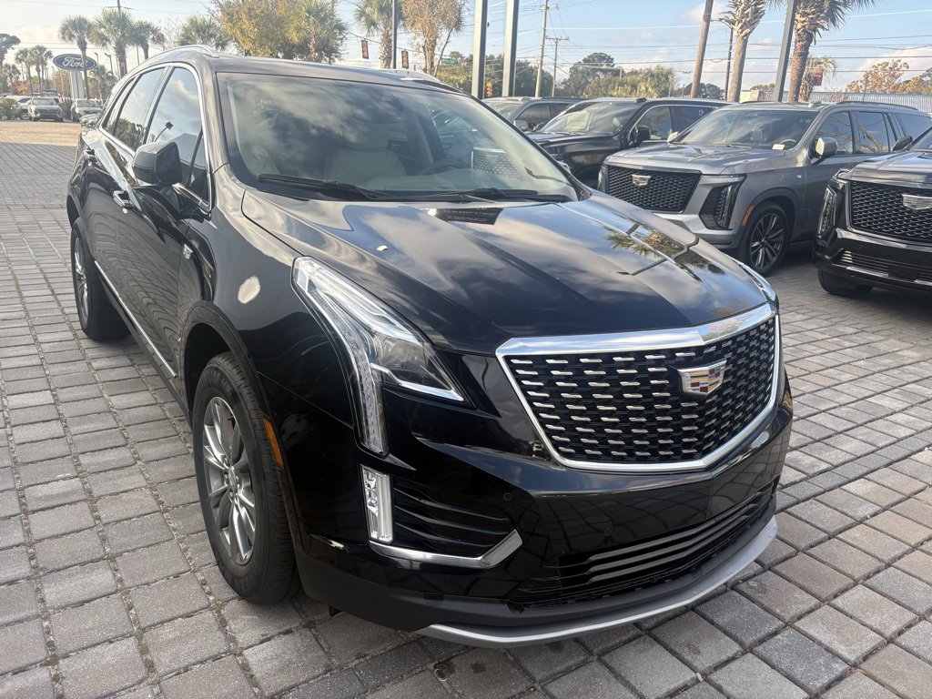 2020 Cadillac XT5 Premium Luxury photo 3