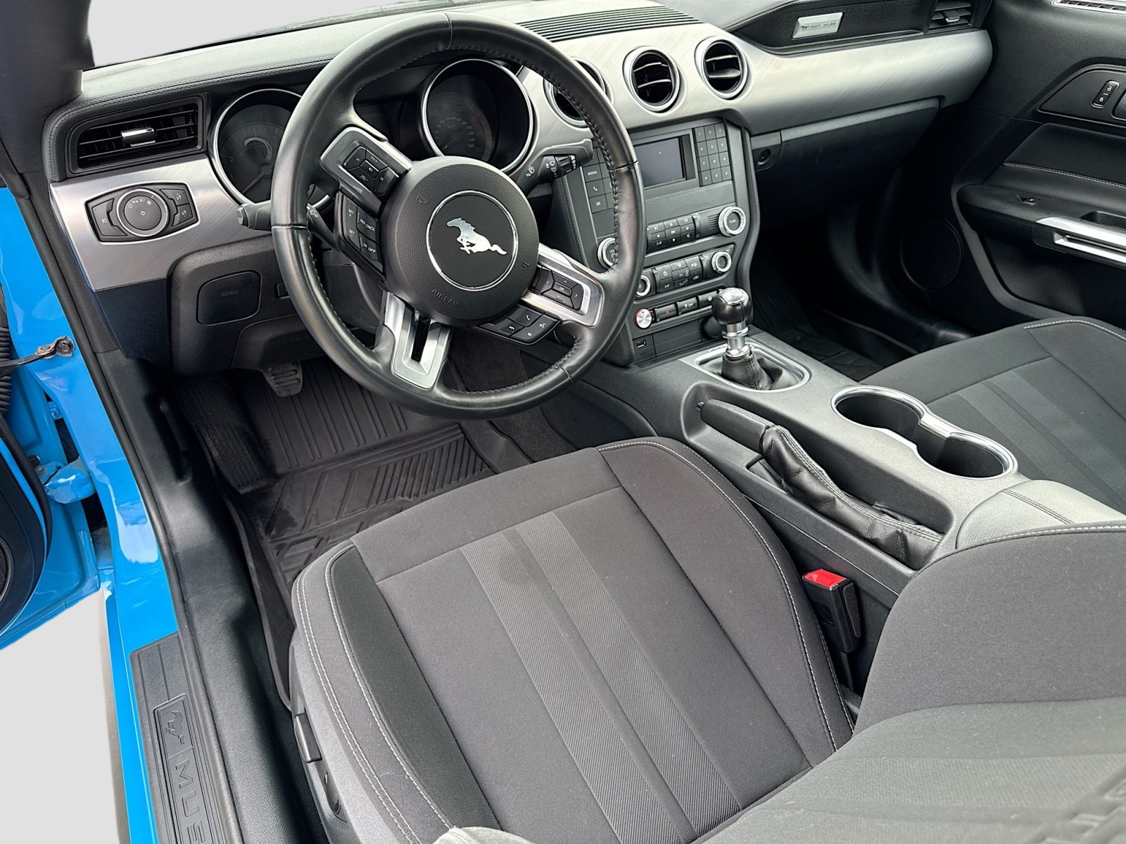 2023 Ford Mustang GT photo 9