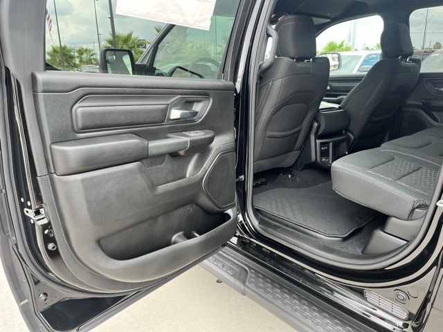 2025 Ram 1500 Tradesman photo 17