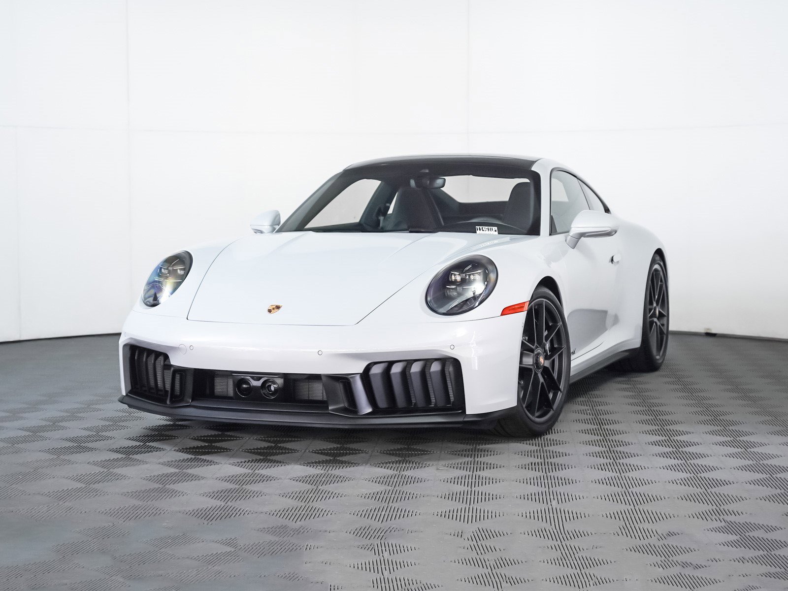 2025 Porsche 911