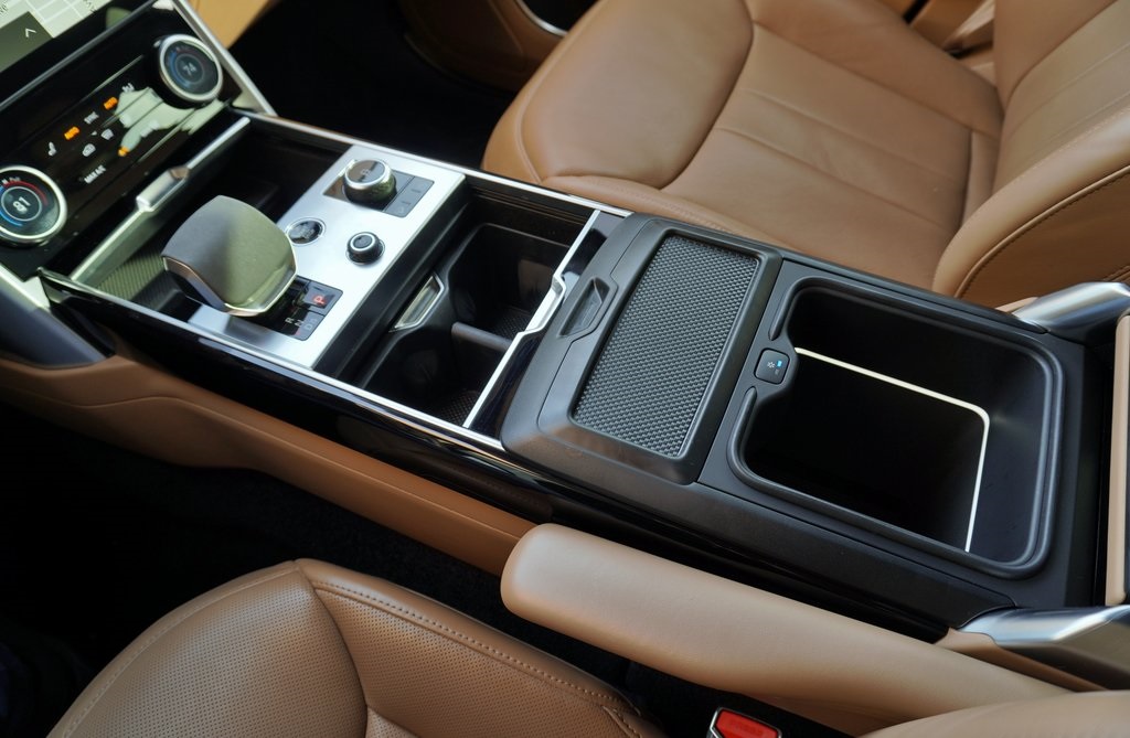 2023 LAND ROVER RANGE ROVER - Image 32