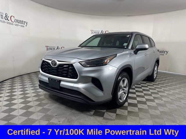 2023 Toyota Highlander L's photo