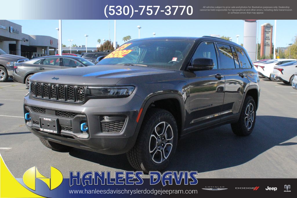 2023 Jeep Grand Cherokee Trailhawk 4xe photo 3