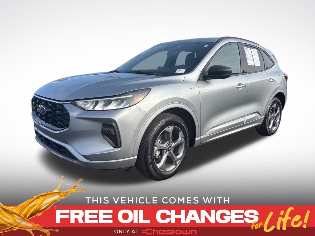 2023 Ford Escape ST-Line's photo