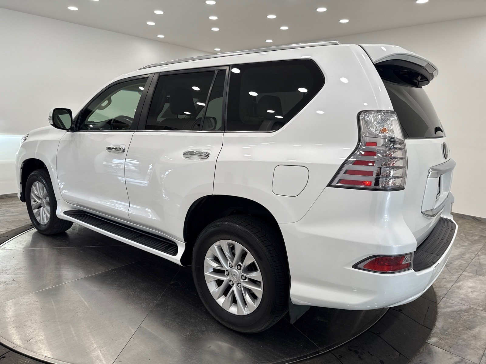 2020 Lexus GX 460 photo 5