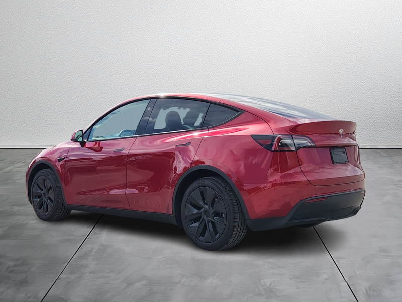 2025 Tesla Model Y Long Range photo 3