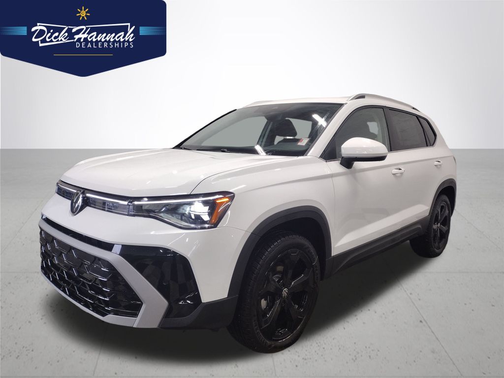 2025 Volkswagen Taos SEL's photo