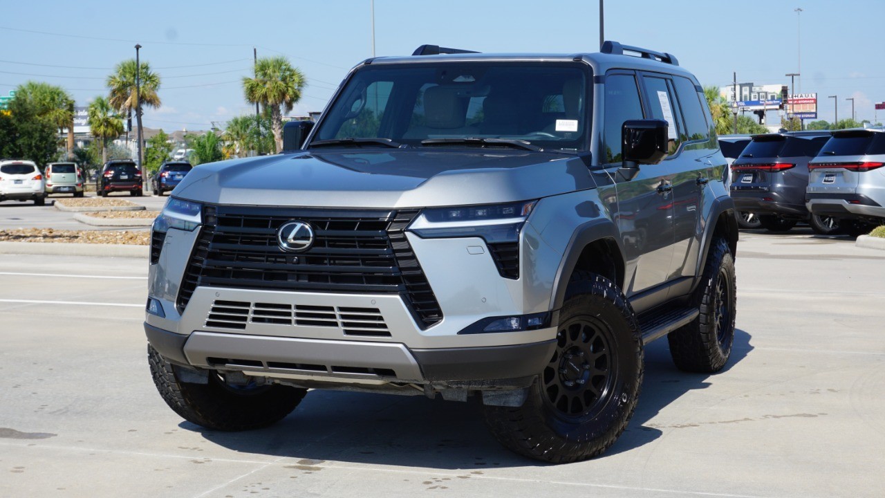2024 Lexus GX 550 Overtrail photo 2