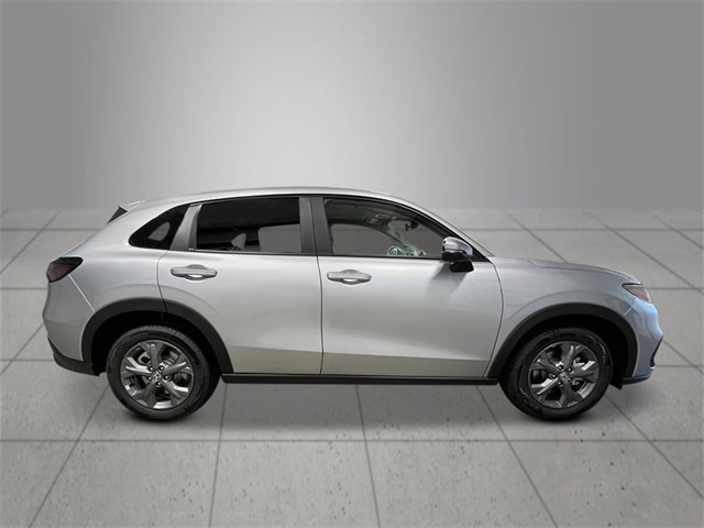 2026 Honda HR-V LX photo 7