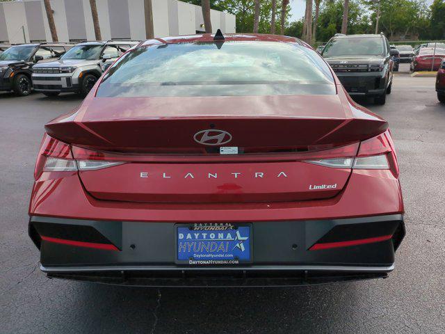 2025 Hyundai Elantra Limited photo 5