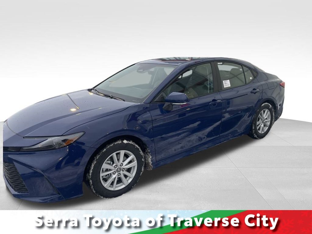 2026 Toyota Camry LE's photo