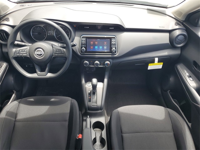2025 Nissan Kicks Play S photo 13