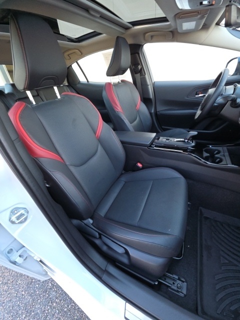 2024 Toyota Prius Prime XSE Premium photo 21