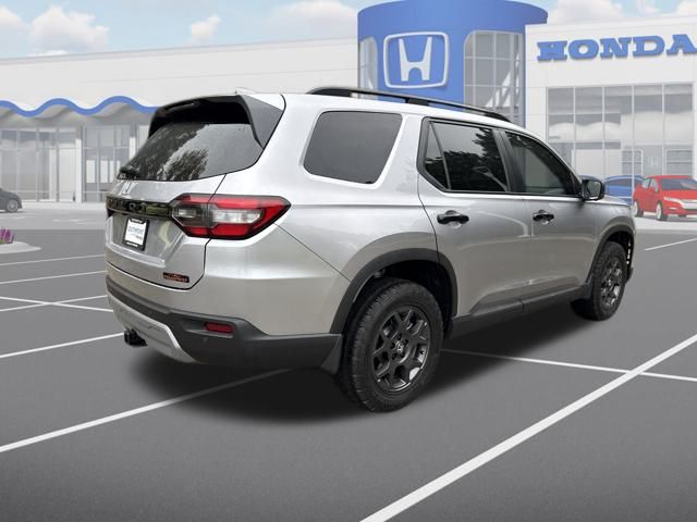 2025 Honda Pilot TrailSport photo 3