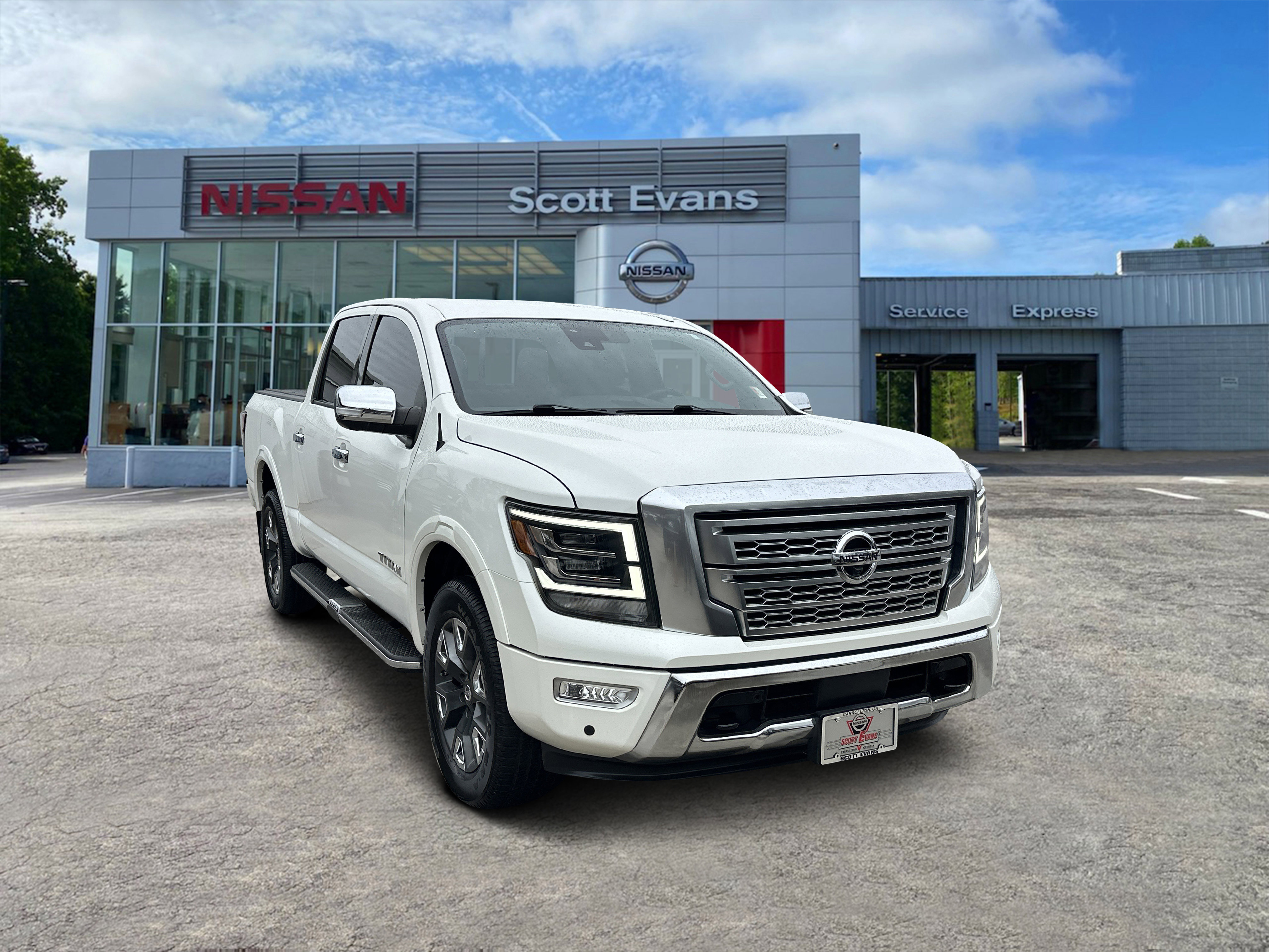 2021 Nissan Titan Platinum Reserve's photo