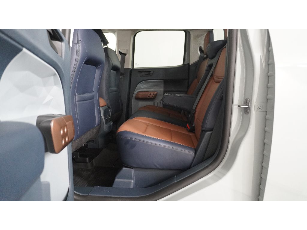 2024 Ford Maverick Lariat photo 11