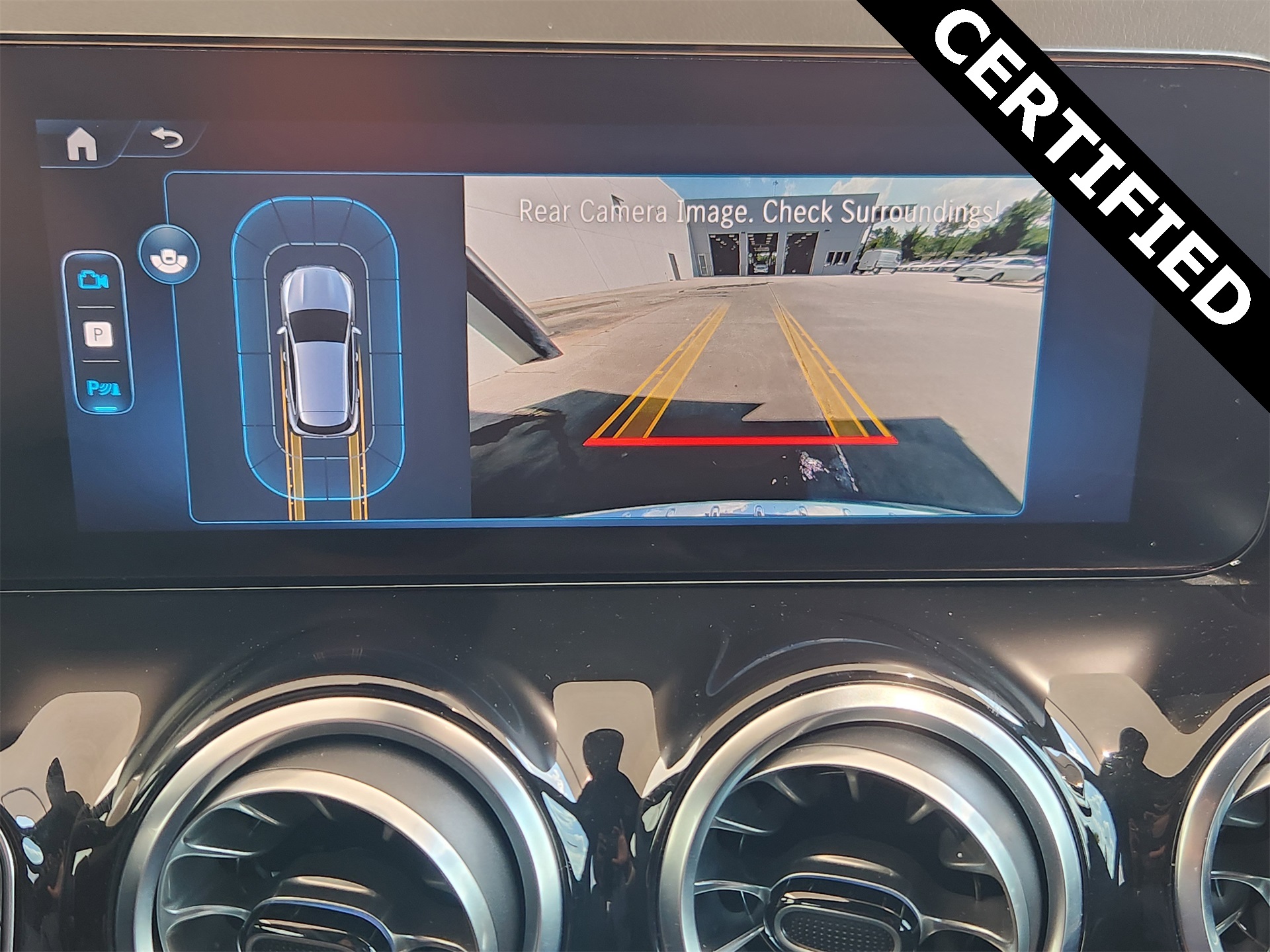 2025 Mercedes Benz GLA 250 photo 11