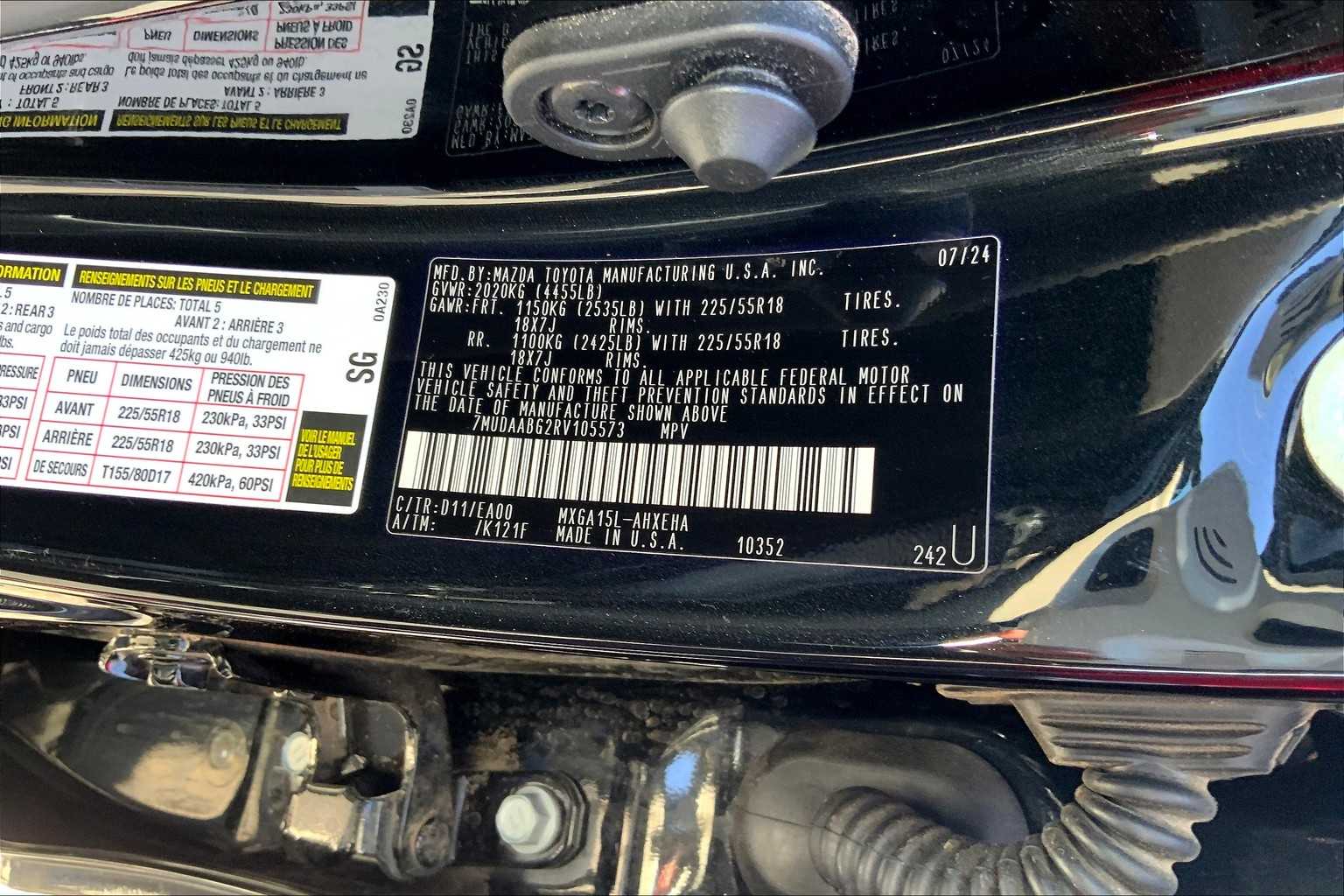 2024 Toyota Corolla Cross XLE photo 27